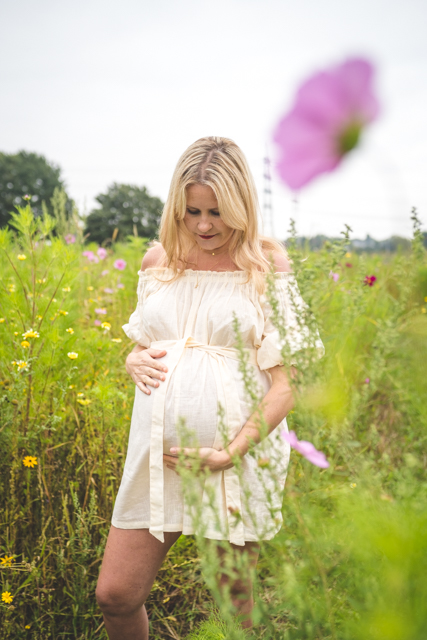 Babybauch Shooting Essen, Babybauchshooting Essen, Outdoor Babybauchshooting Essen, Schwangerschaftsshooting Esssen, Schwangerschaftsbilder Essen, Schwangerschaftsfotos ( (33)