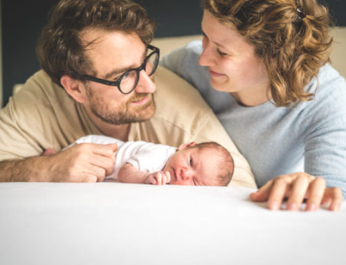 Geschenk zur Geburt | Stillfotos | Baby-und Familienfotos
