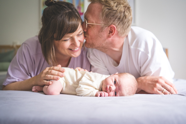 KNIPSKIND_Familienreportage Düsseldorf, Familienfotos Düsseldorf, Familienfotografie Düsseldorf-253