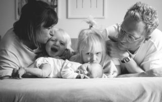 KNIPSKIND_Familienreportage Düsseldorf, Familienfotos Düsseldorf, Familienfotografie Düsseldorf-65