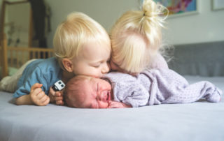 KNIPSKIND_Familienreportage Düsseldorf, Familienfotos Düsseldorf, Familienfotografie Düsseldorf-56