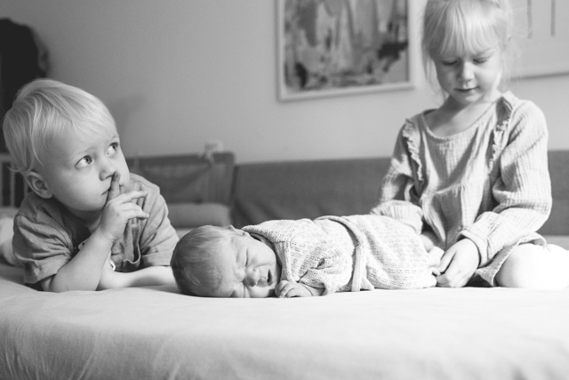 KNIPSKIND_Familienreportage Düsseldorf, Familienfotos Düsseldorf, Familienfotografie Düsseldorf-65
