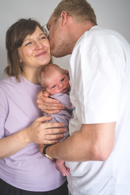 KNIPSKIND_Familienreportage Düsseldorf, Familienfotos Düsseldorf, Familienfotografie Düsseldorf-253