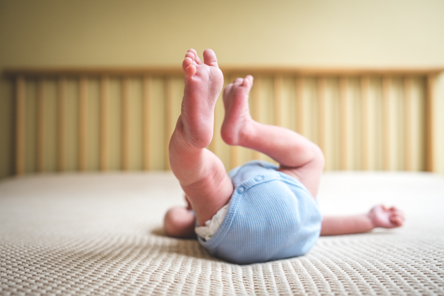 KNIPSKIND_Babyshooting Duisburg_Newbornfotografie Duisburg-184 newbornshooting zu hause